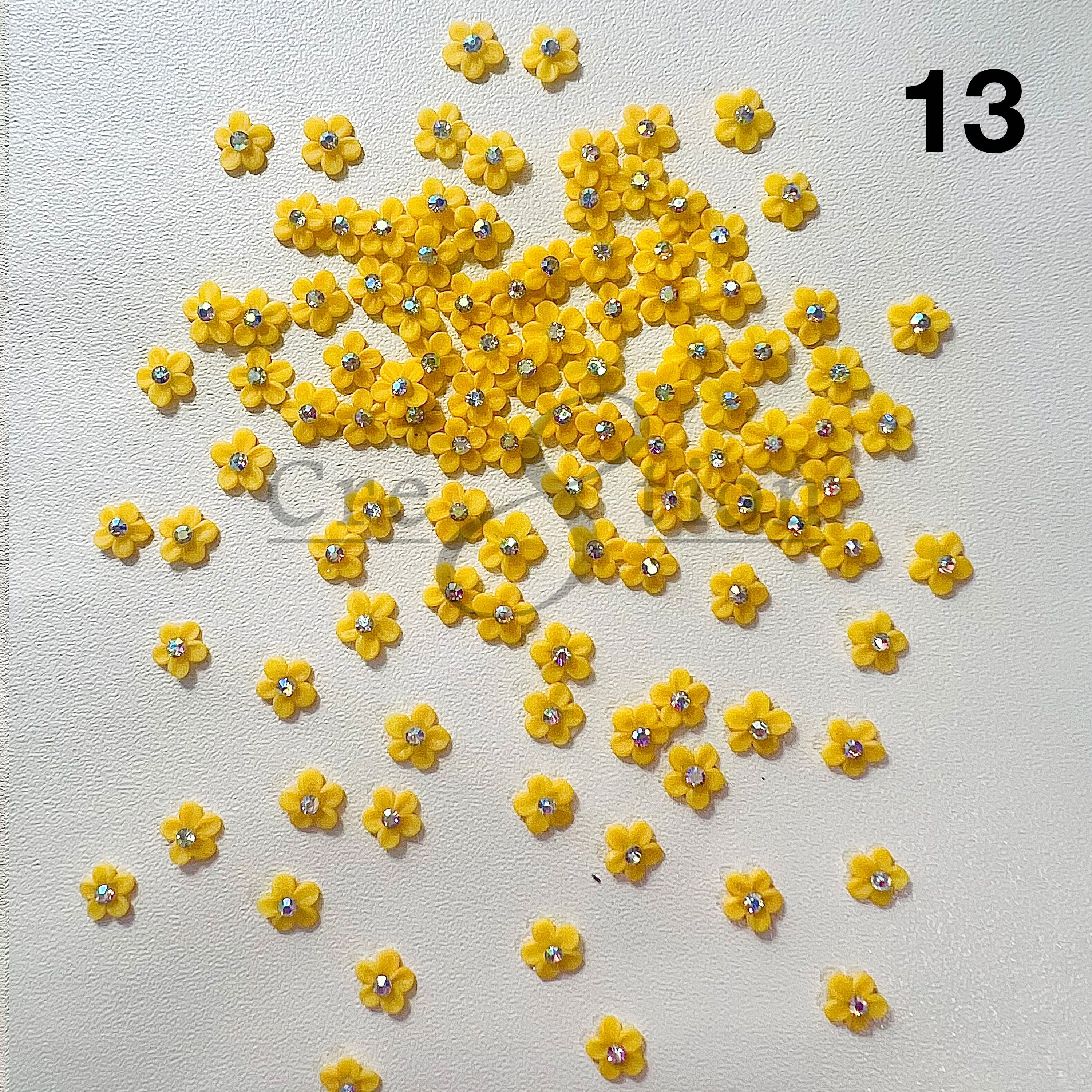 Cre8tion Handmade Acrylic Flowers 2 pcs